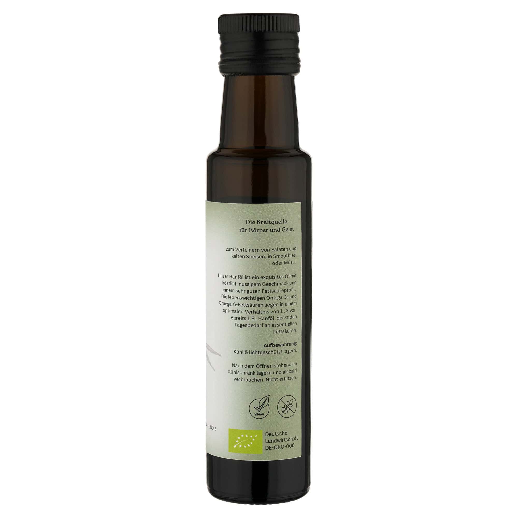 Demeter-Hanföl in einer dunklen Glasflasche mit natürlichem, hochwertigem Etikett – edles Design in warmen Naturtönen, das die Bio-Qualität und handwerkliche Herstellung des Öls unterstreicht 100 ml